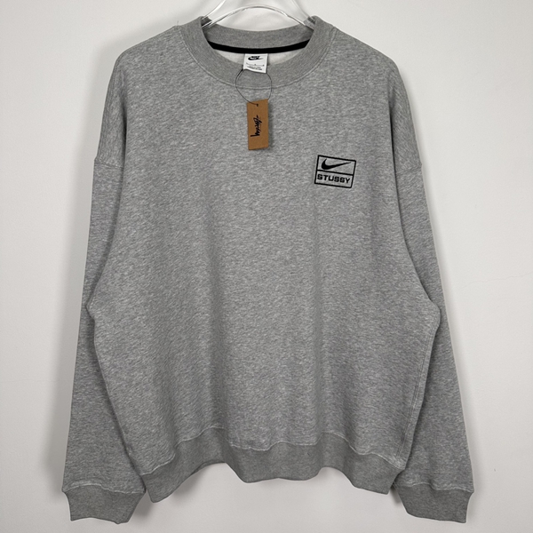 ブランドパーカー正面デザイン